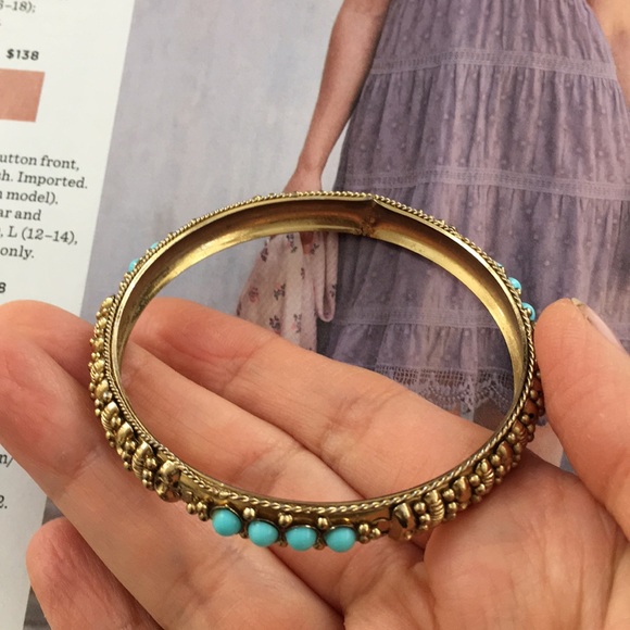Imitation turquoise & gold base metal bangle - Picture 7 of 8